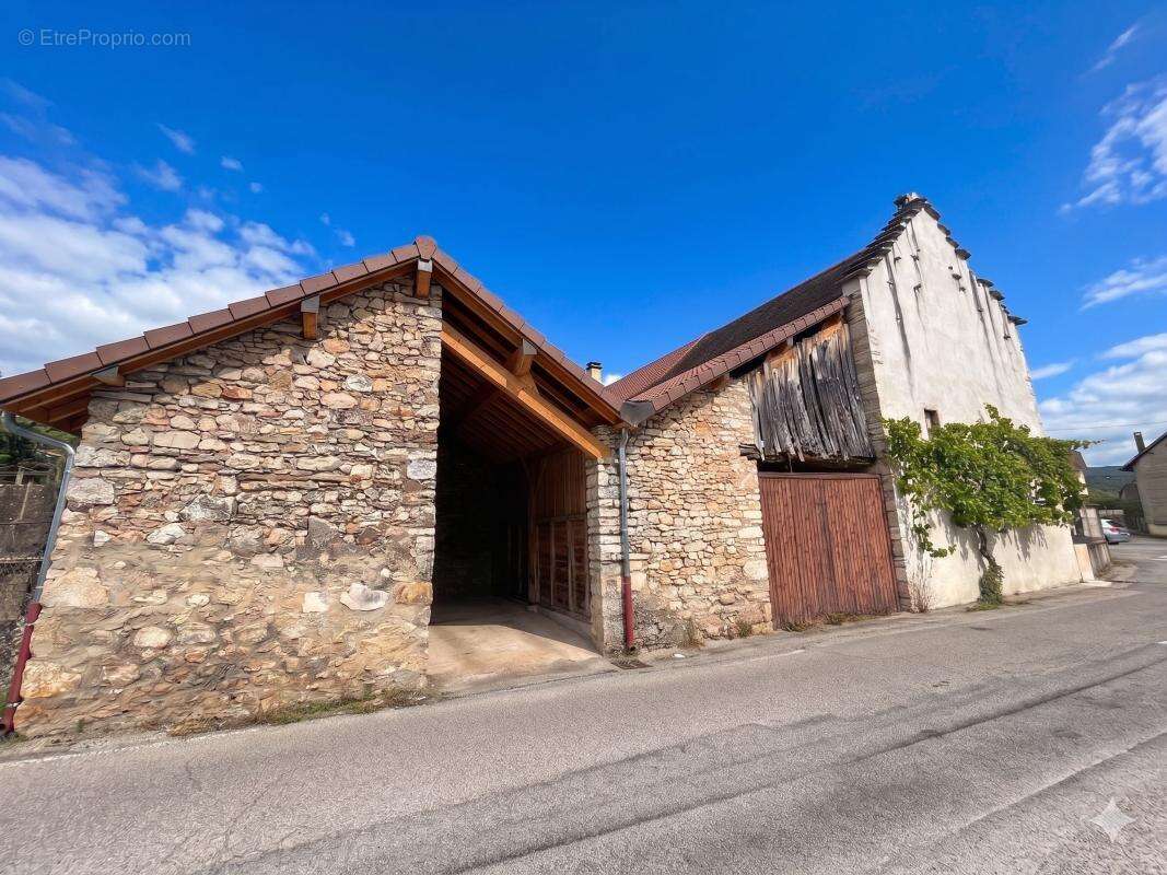 Maison à CREYS-MEPIEU