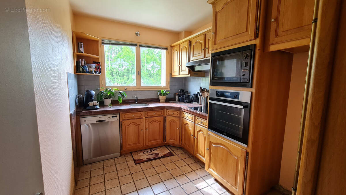 Maison à BURES-SUR-YVETTE