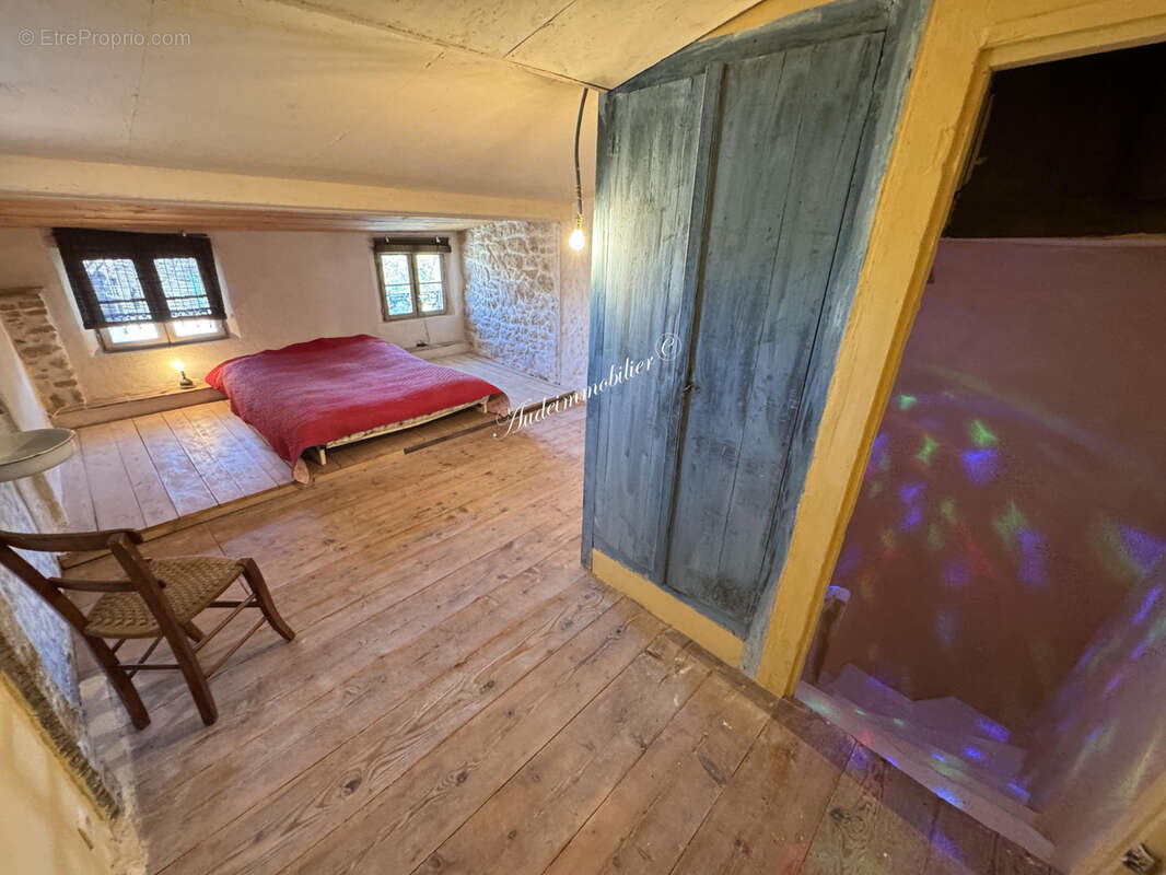 Maison de village avec cave - photo 17