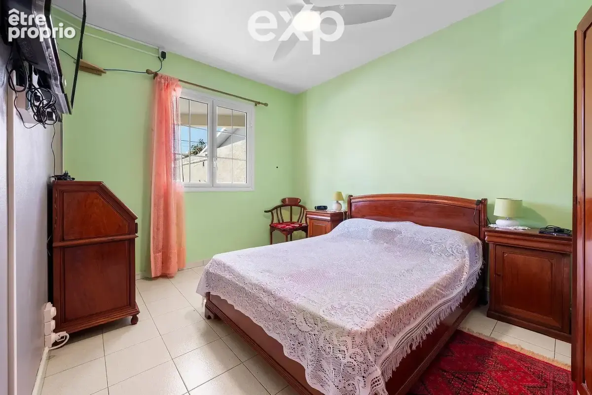 Maison 6 pièces 197 m² à vendre à Saint-Joseph (97480) - photo 3