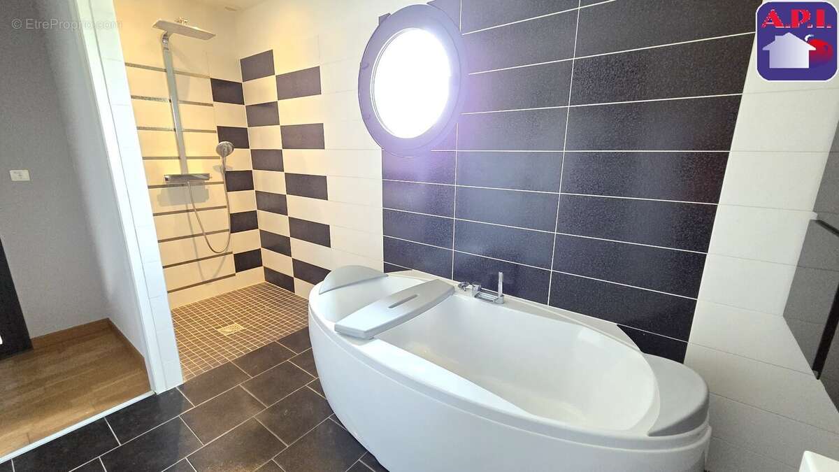 Maison 134 m² à Saverdun  - photo 6