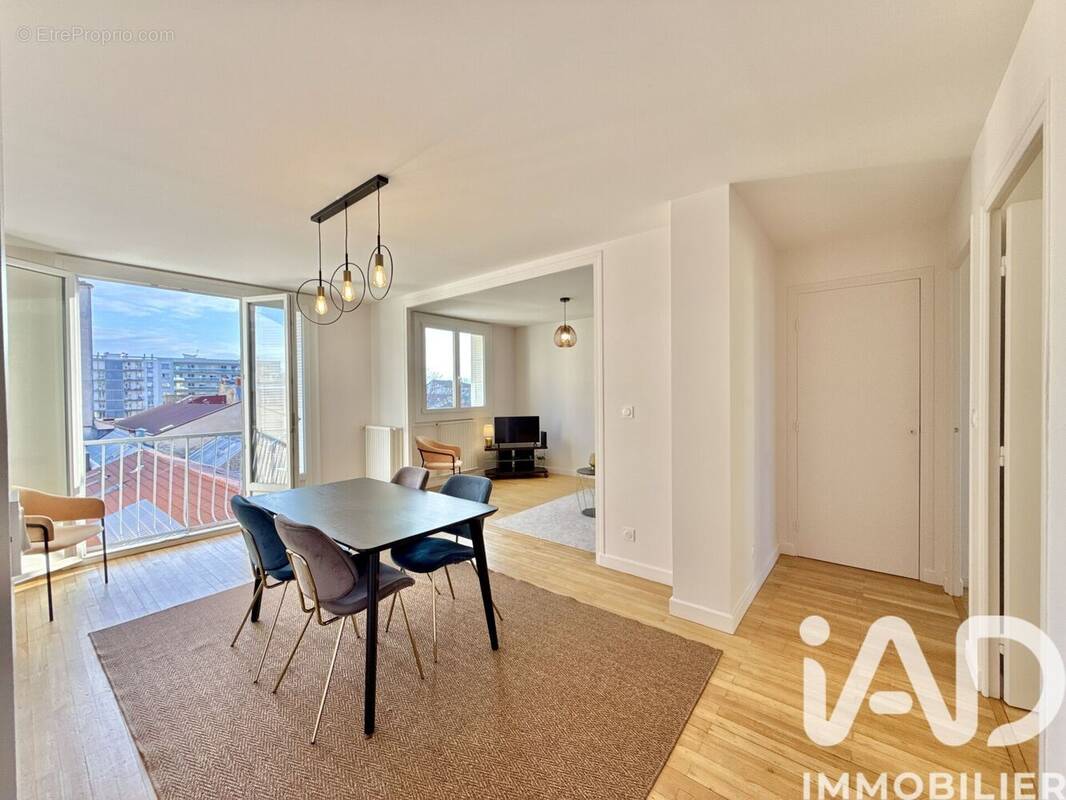 Photo 1 - Appartement à ROMANS-SUR-ISERE