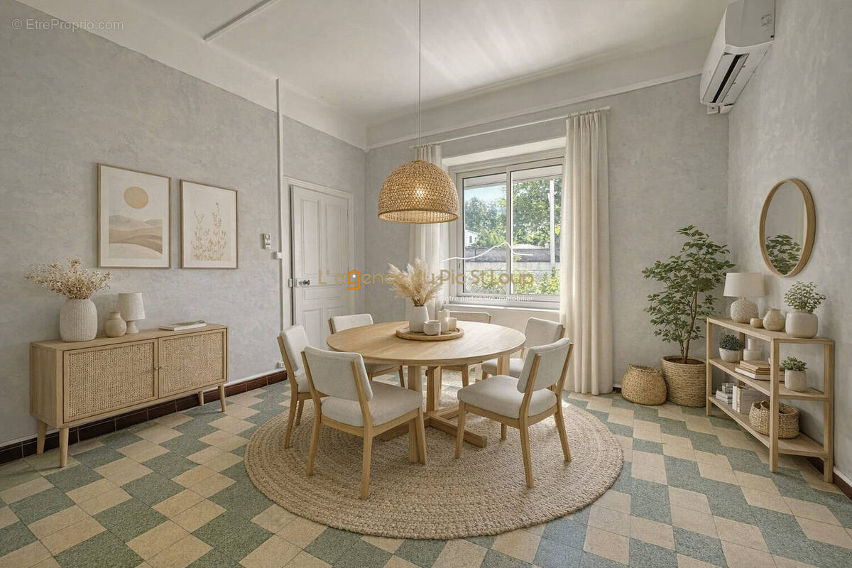 Maison à CRUVIERS-LASCOURS