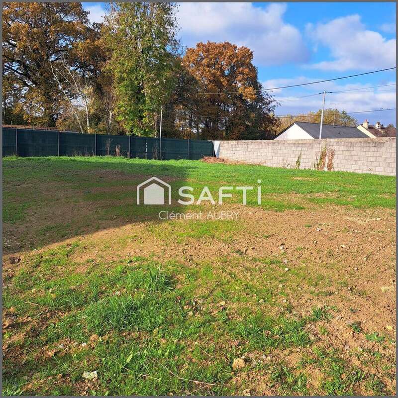 Photo 8 - Commerce à LAVAL