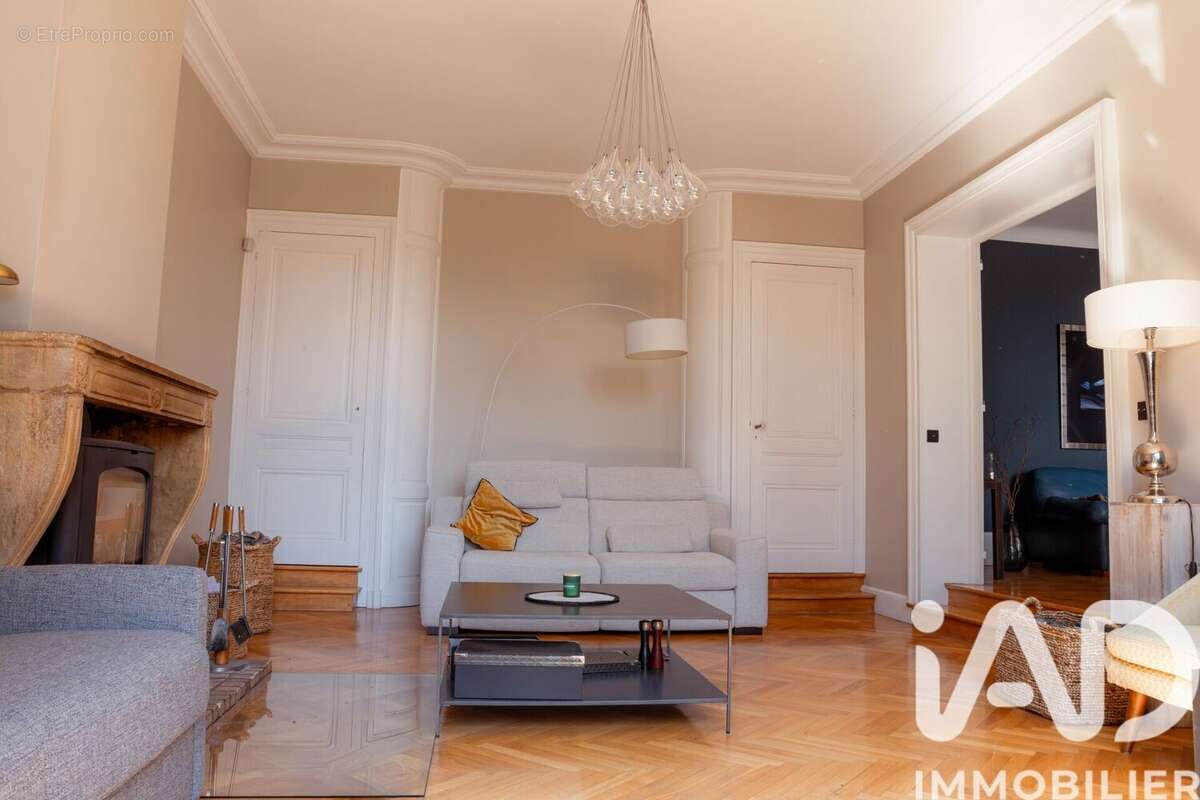 Photo 7 - Maison à ECULLY