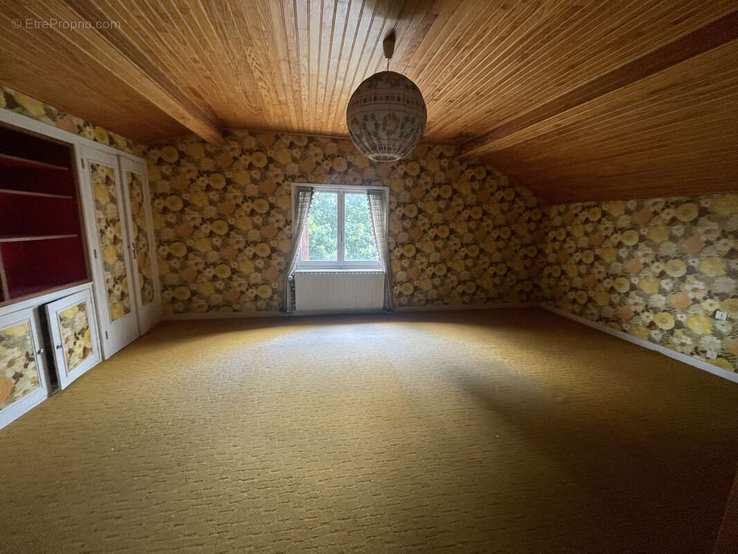 Maison de 212 m2 habitables avec son terrain constructible - photo 7