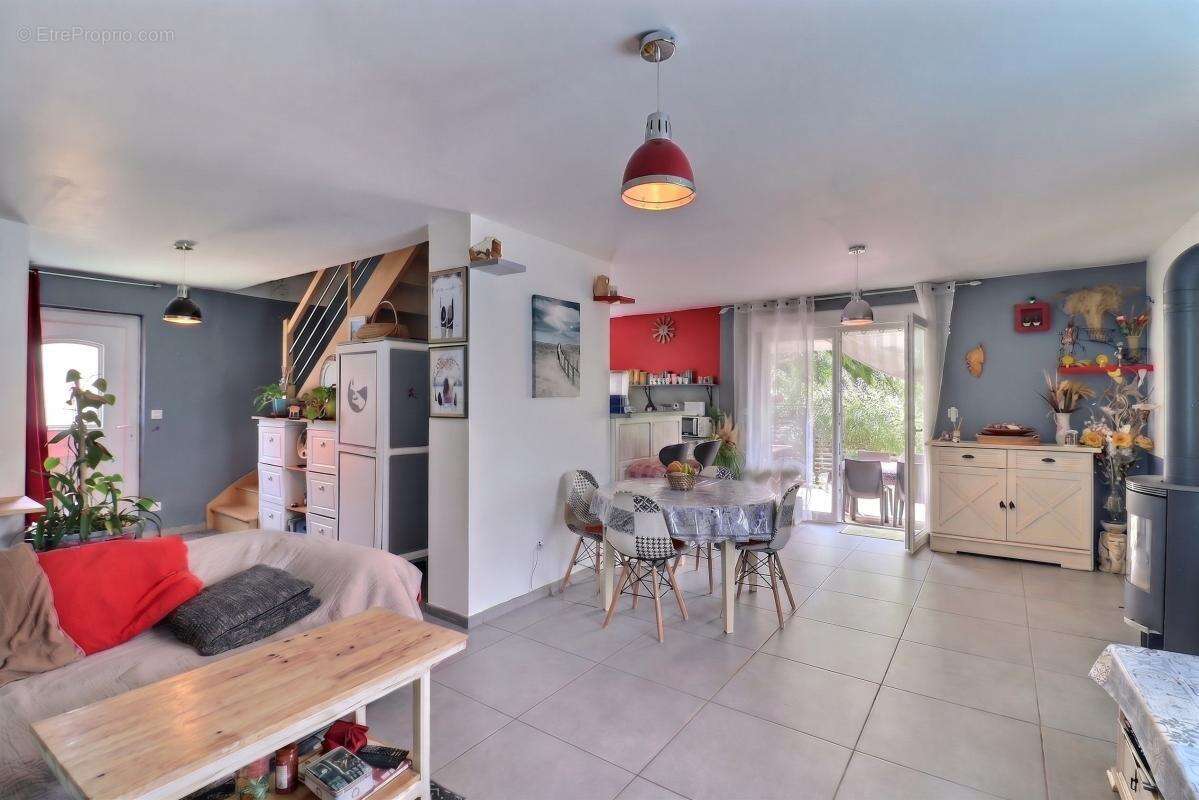 En exclusivité - maison 4 pièces de 2015 sur la commune de groslée saint-benoît (01300) - photo 2
