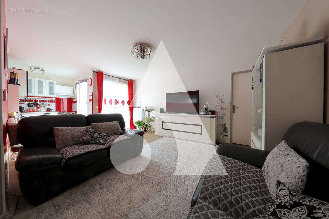 Appartement à CORBEIL-ESSONNES