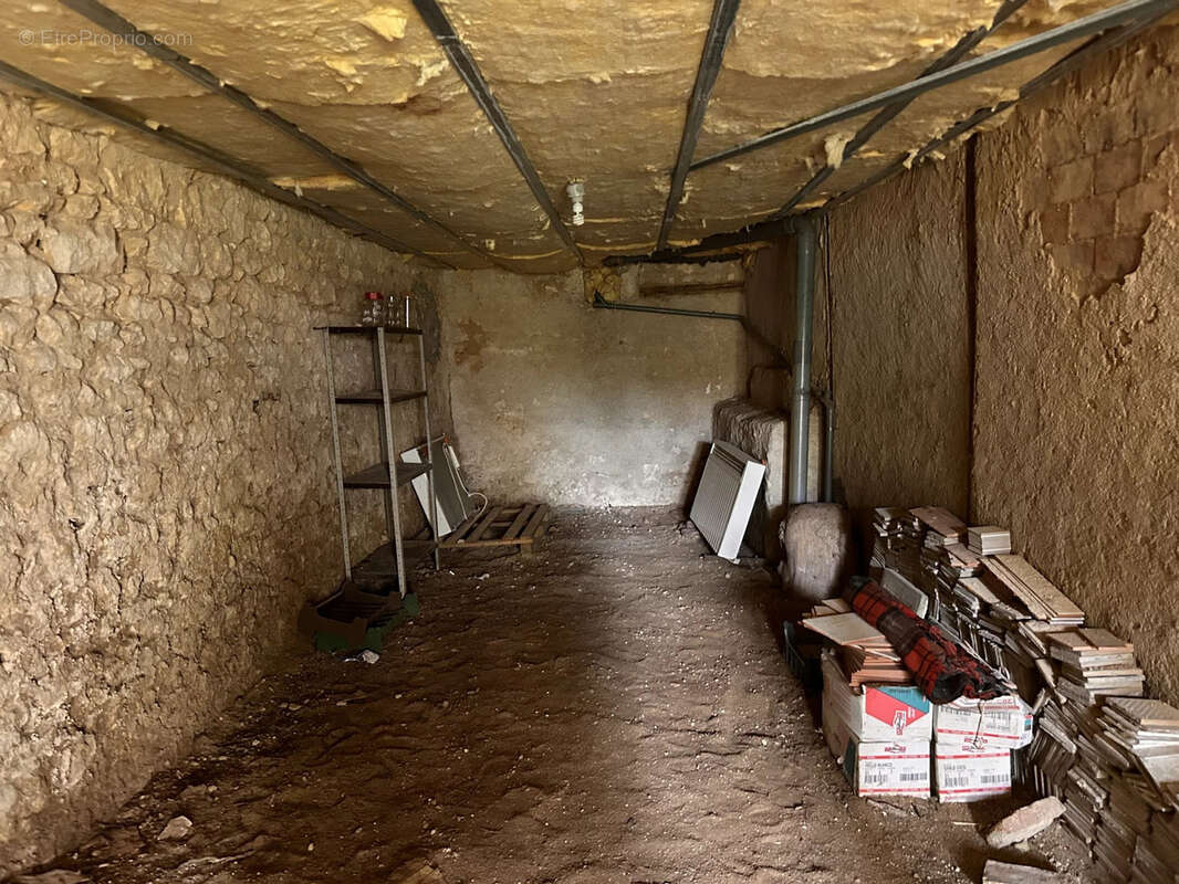 Maison à LE PONT-CHRETIEN-CHABENET