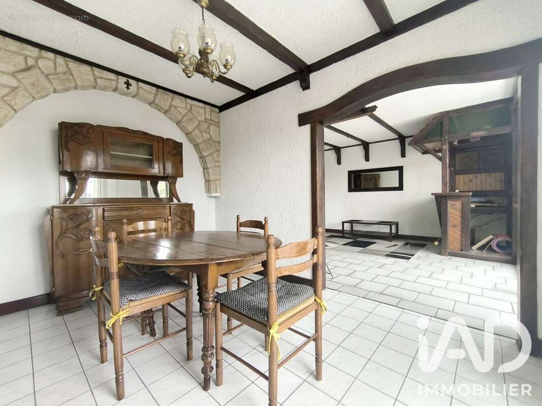 Photo 4 - Appartement à SAINT-FARGEAU-PONTHIERRY