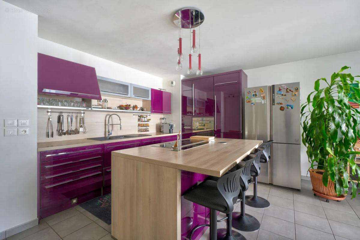 Appartement à SAINT-FONS