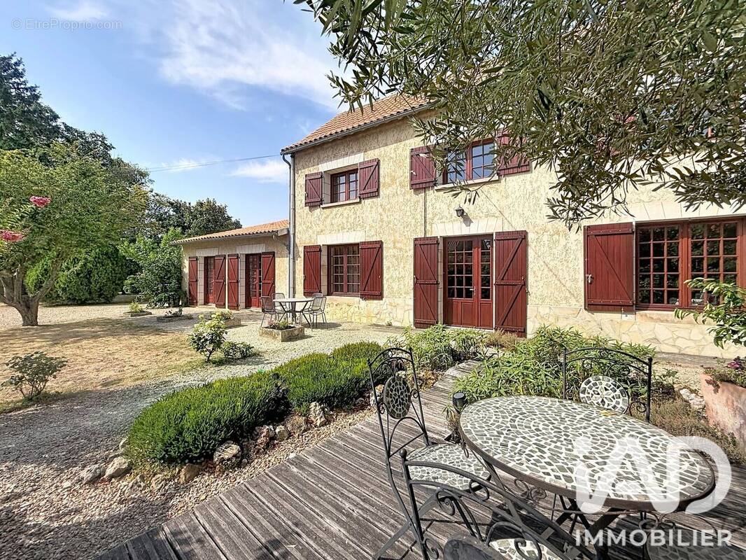 Photo 1 - Maison à MARIGNY-BRIZAY