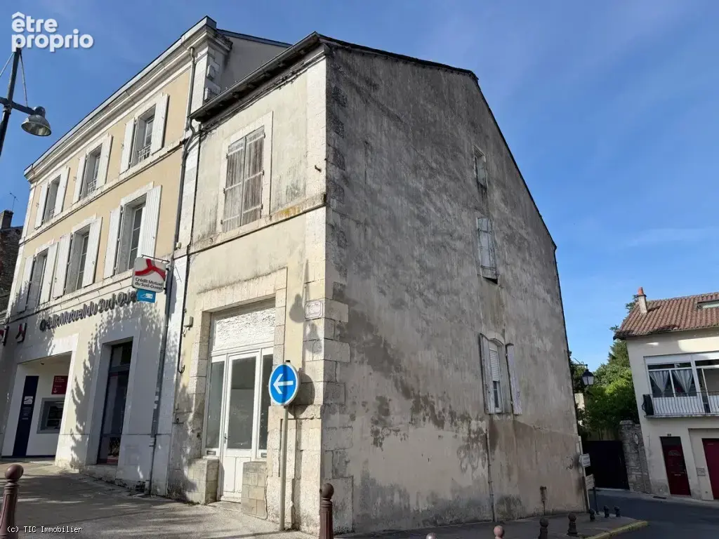 Maison à RUFFEC