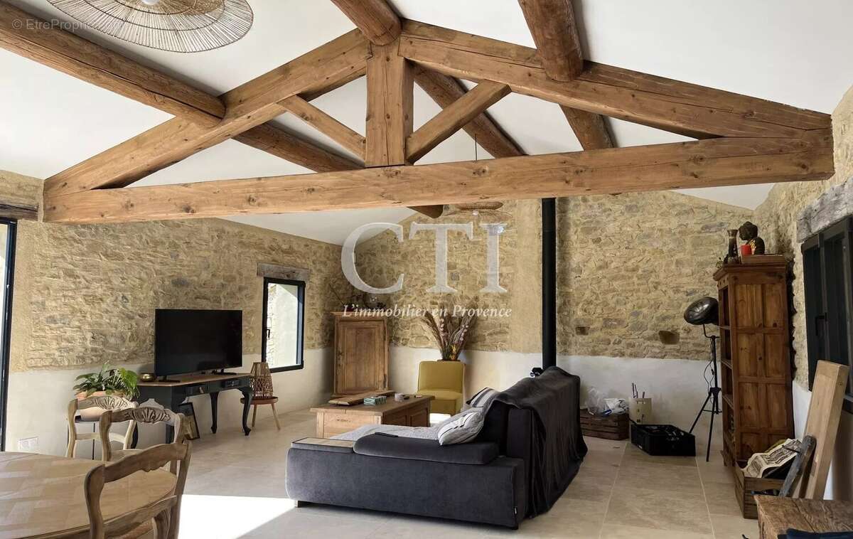 Maison à VAISON-LA-ROMAINE