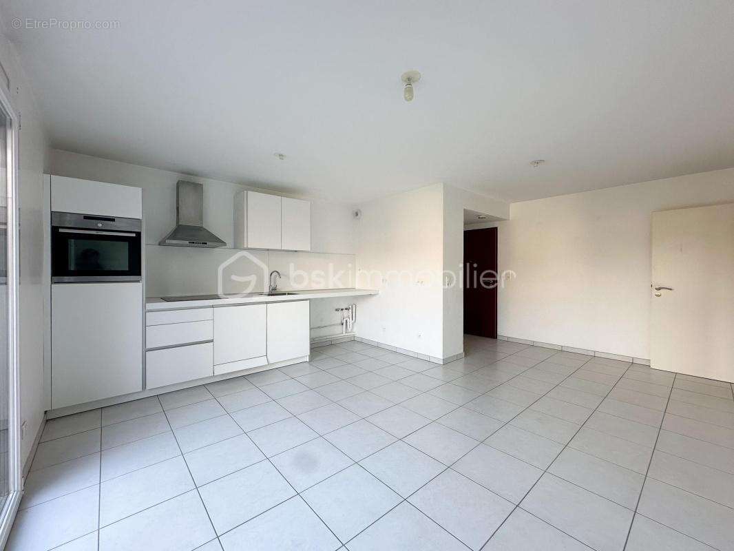 Appartement à CHENS-SUR-LEMAN