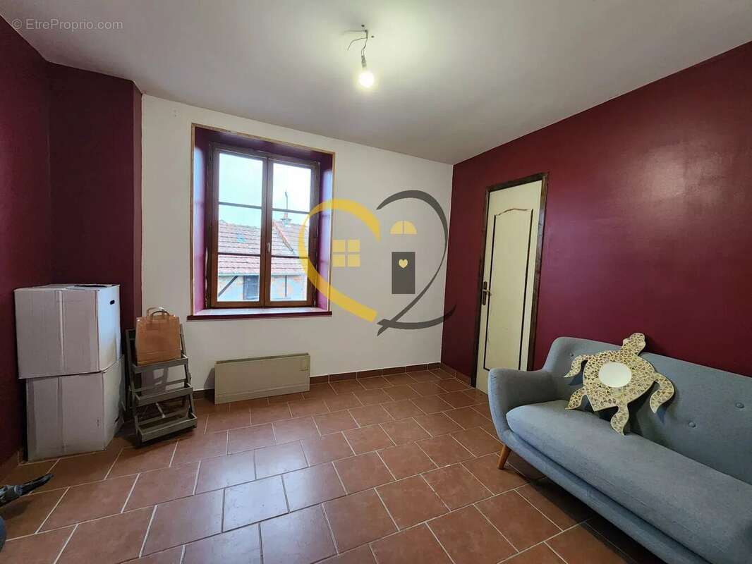 Maison à MERY-ES-BOIS