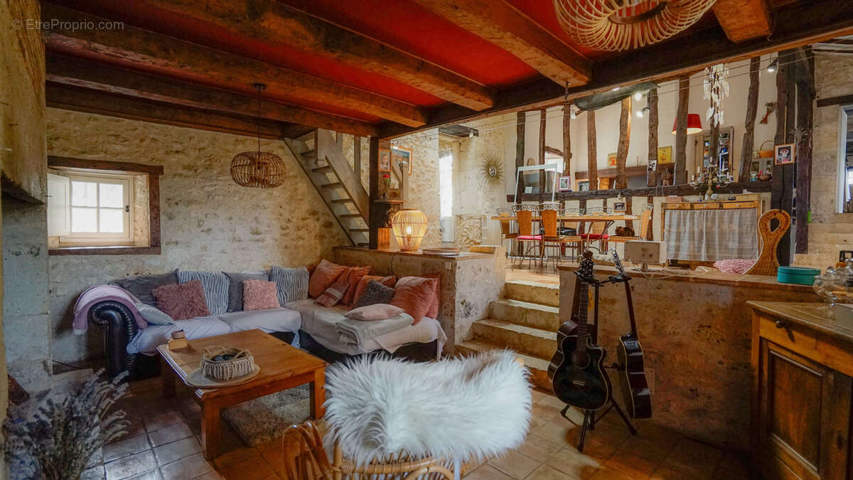 Maison à TOUFFAILLES