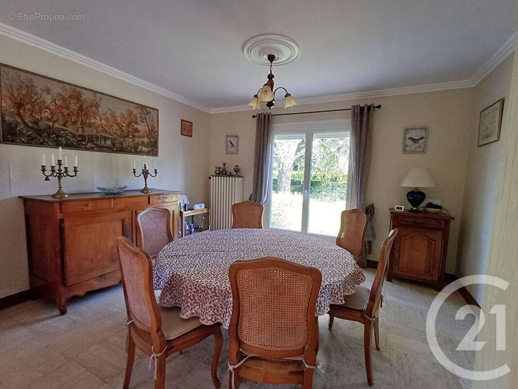 Maison à CHATEAUDUN