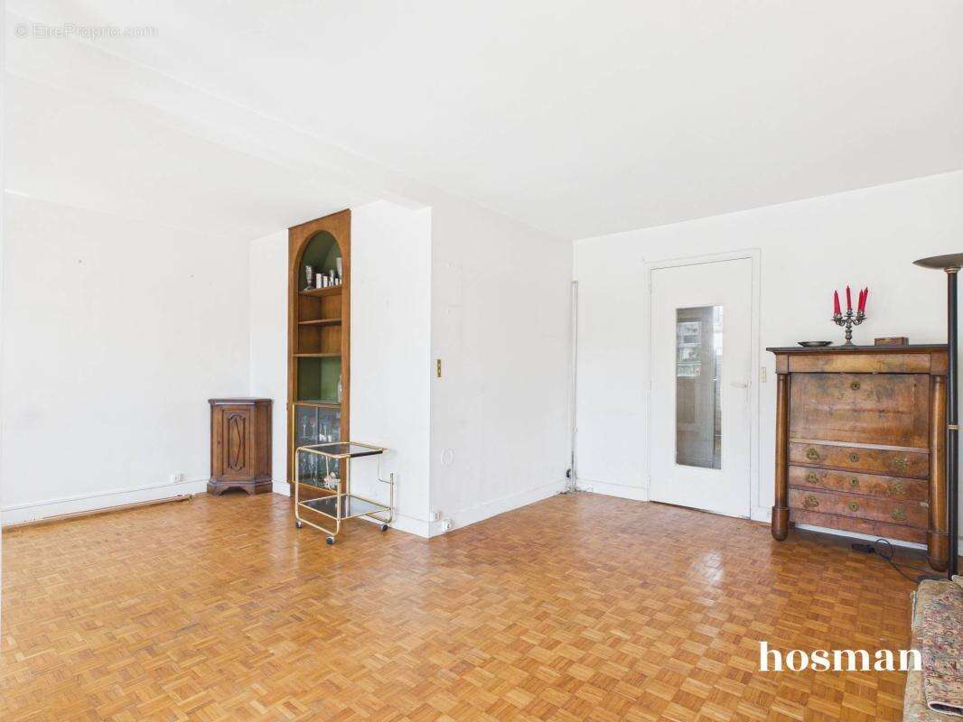 Appartement à PARIS-20E