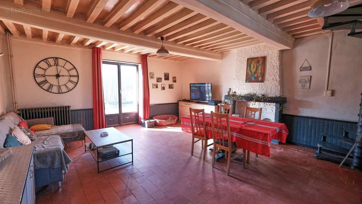 Maison à ARLEUF