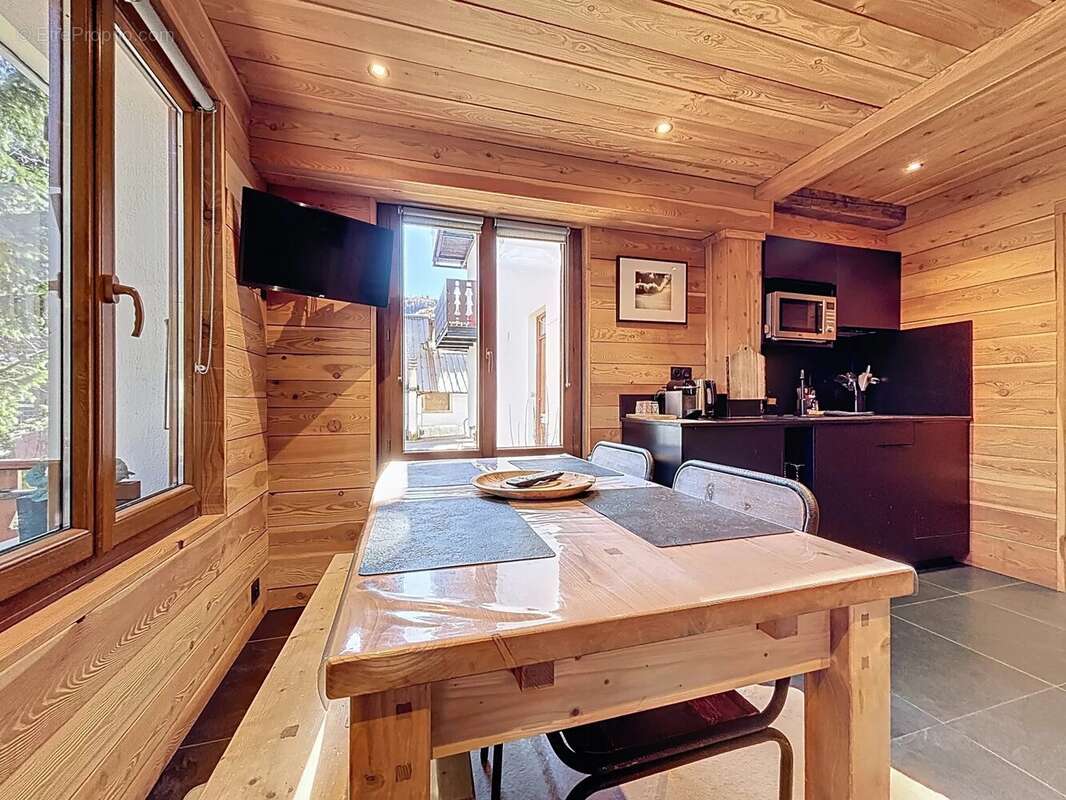 Appartement à SAINT-ETIENNE-DE-TINEE