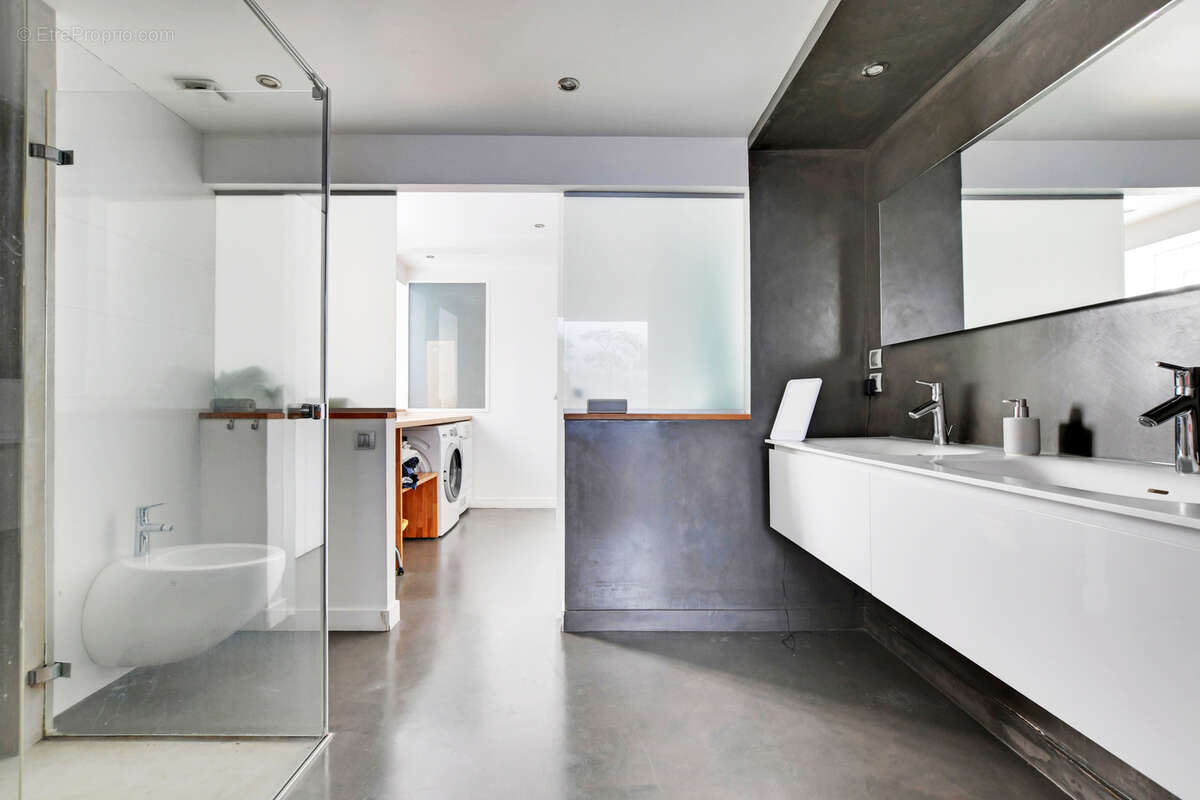 Maison à PARIS-20E