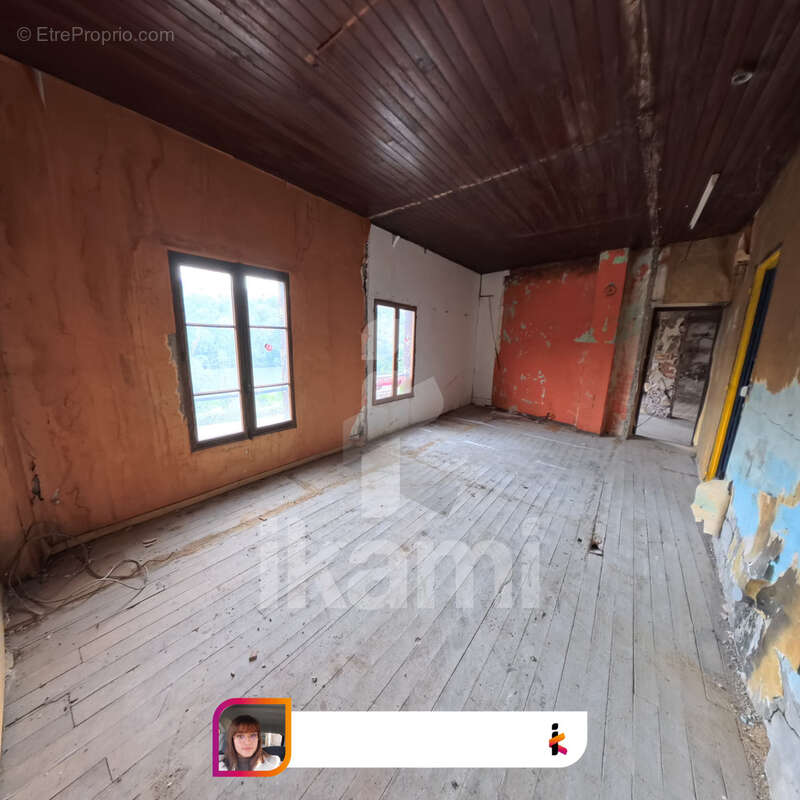 Maison à SAINT-LATTIER