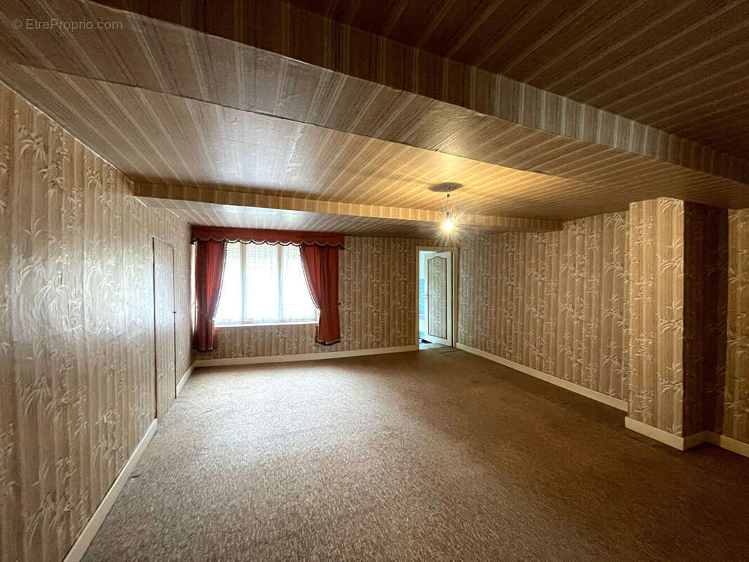 Maison à LES MAZURES