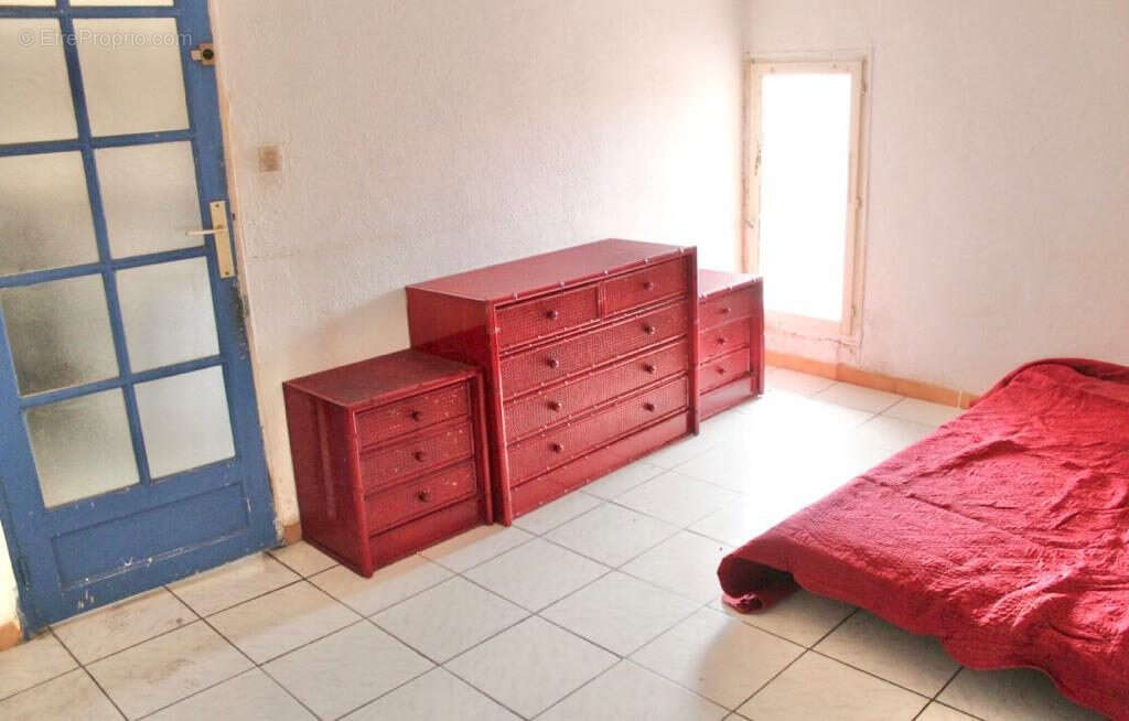 Appartement à LE MUY