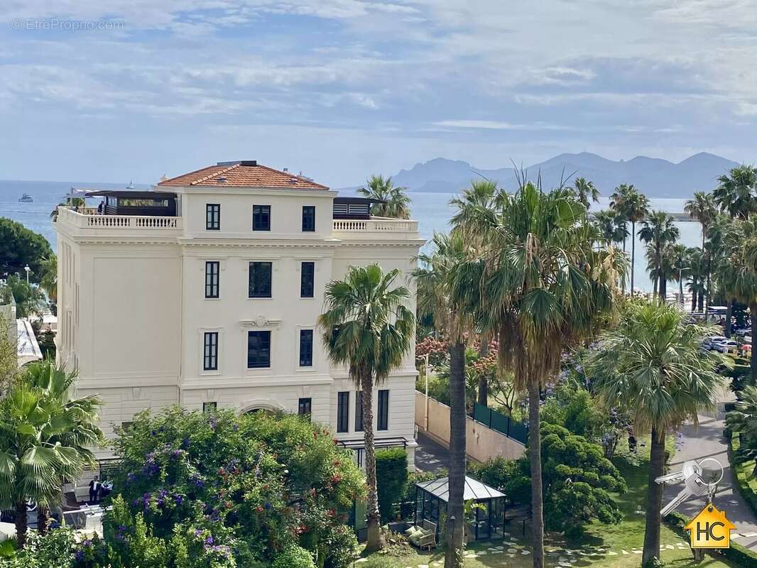 Appartement à CANNES