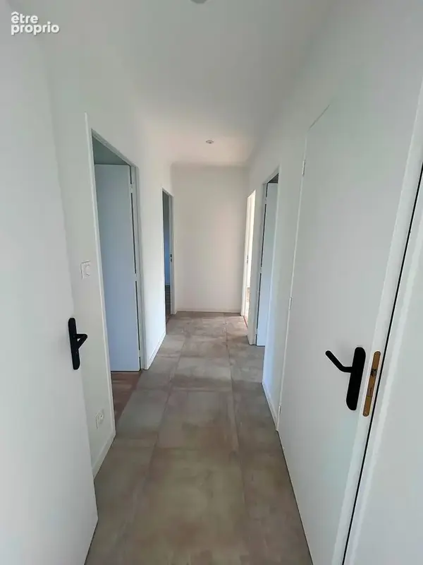 Maison 5 pièces 148 m² à vendre à Chauffailles (71170) - photo 7