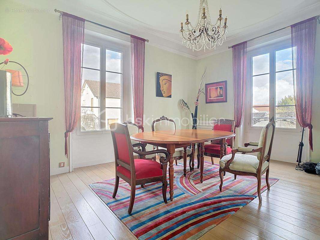Maison à LAGNY-SUR-MARNE