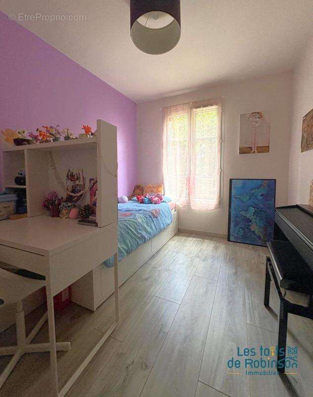 Appartement à LE PLESSIS-ROBINSON