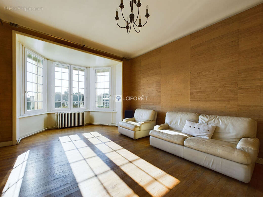 Maison à AUDIERNE