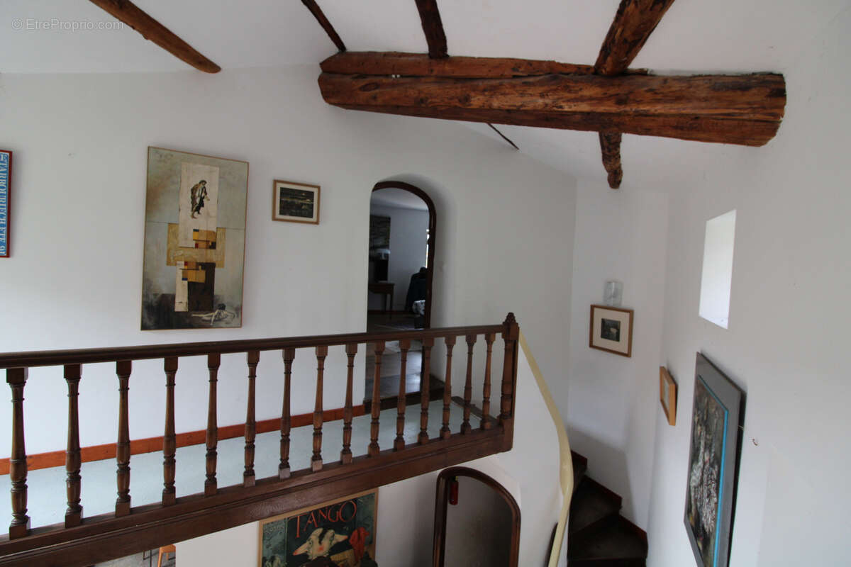 Maison à COLOMBIERES-SUR-ORB