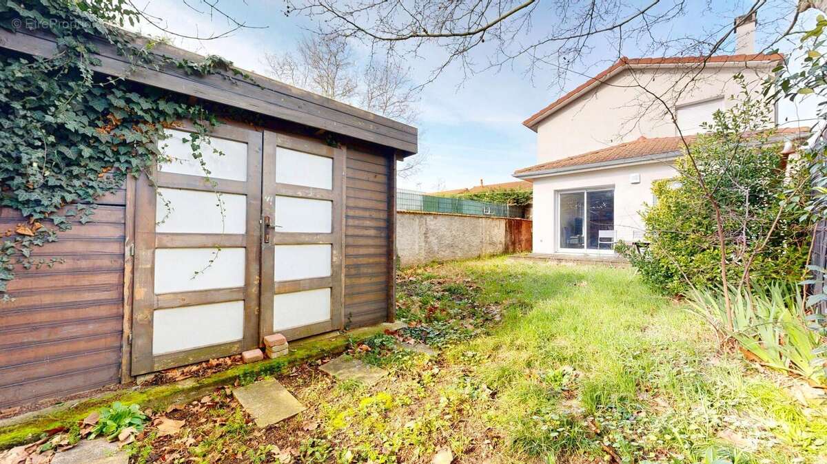 Maison à LYON-8E