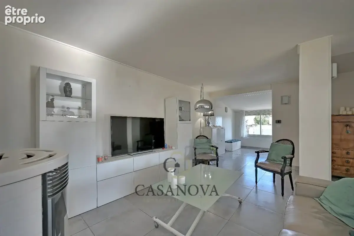 Maison familiale  5 chambres  Proche centre  Saint-Mathieu-de-Tréviers, Pic Saint-Loup - photo 7