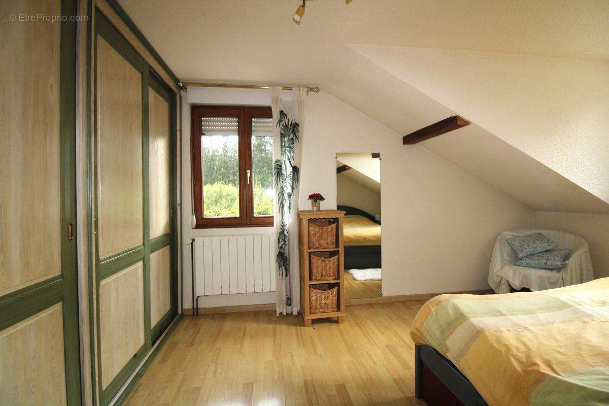 Maison à SAINT-MAURICE-SUR-MOSELLE