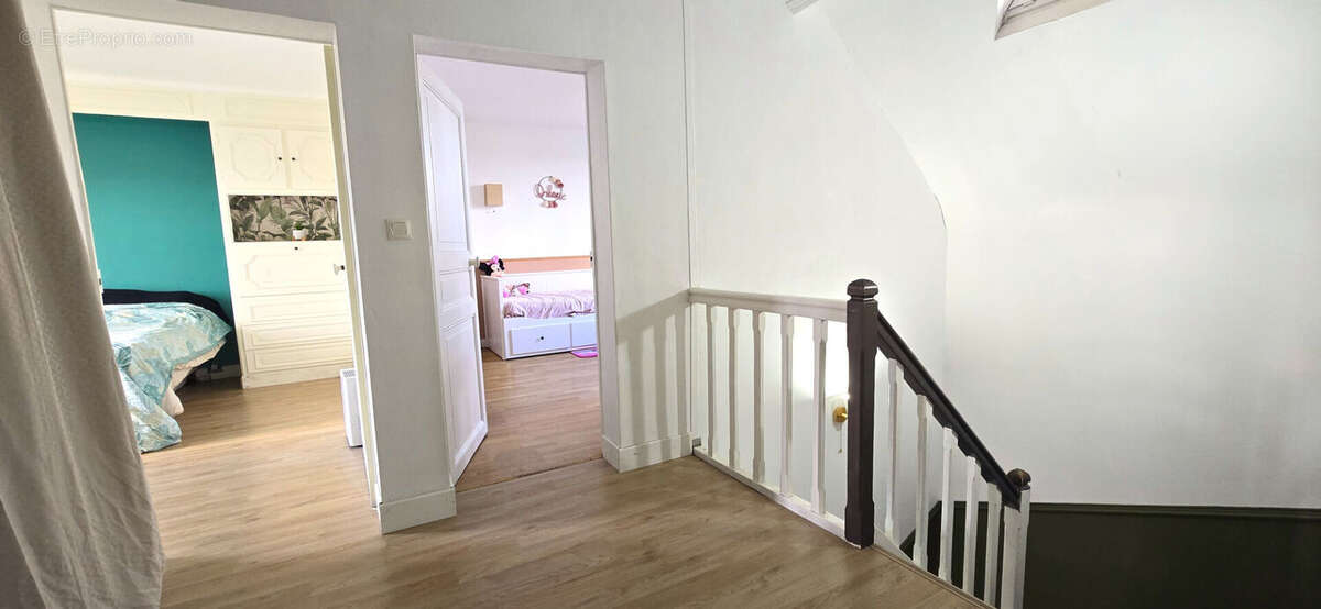 Maison à LONGUEIL-ANNEL