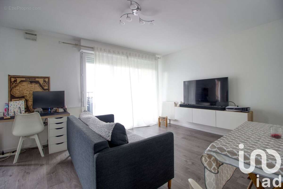 Photo 6 - Appartement à TAVERNY