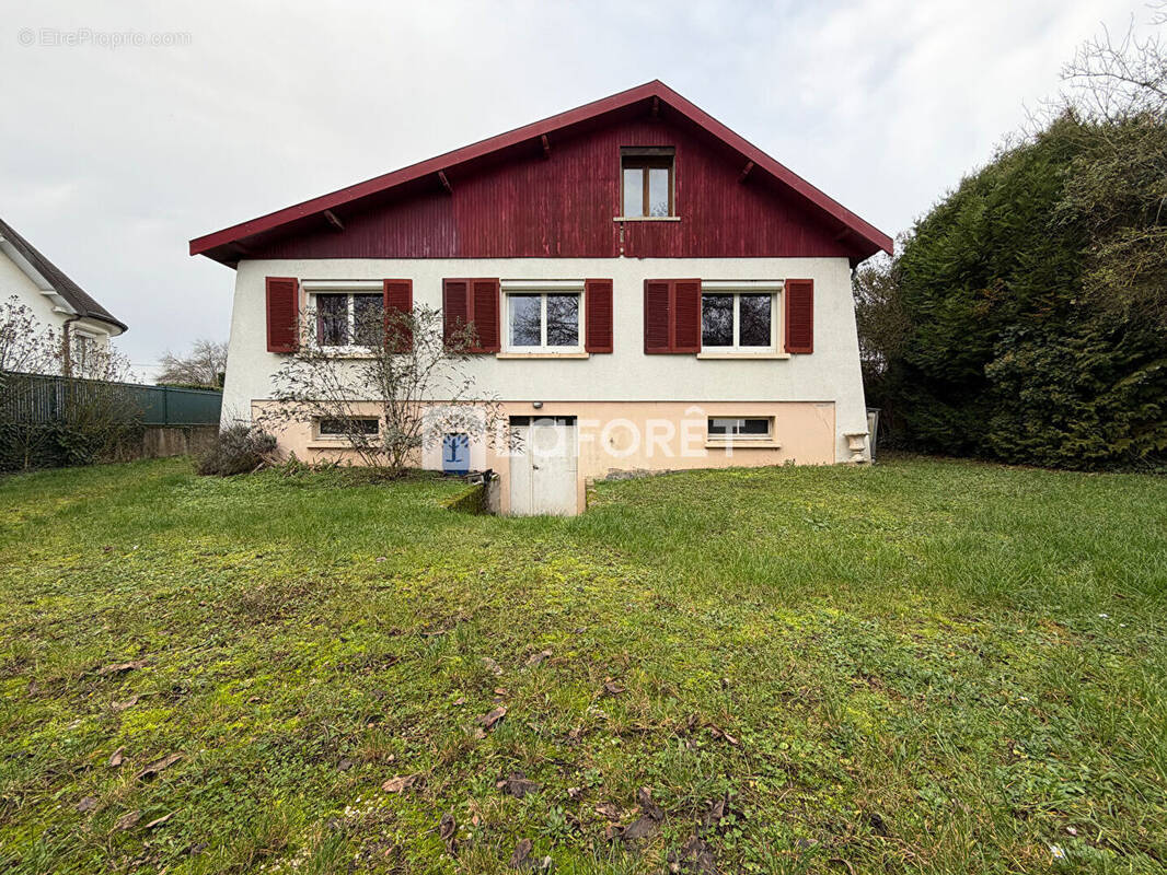 Maison à LOISY-SUR-MARNE