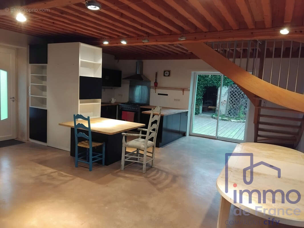 Maison à MONTBRISON