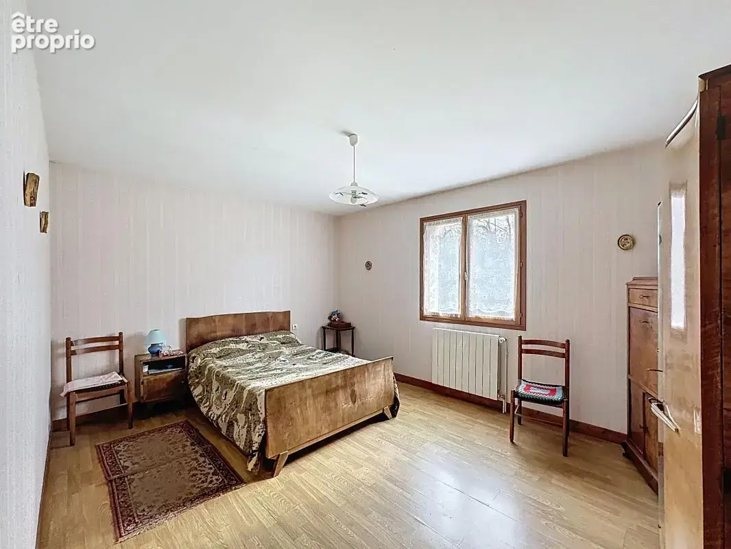 SAINT OURS Plain pied 3 chambres Terrain clos 1362m² - photo 6