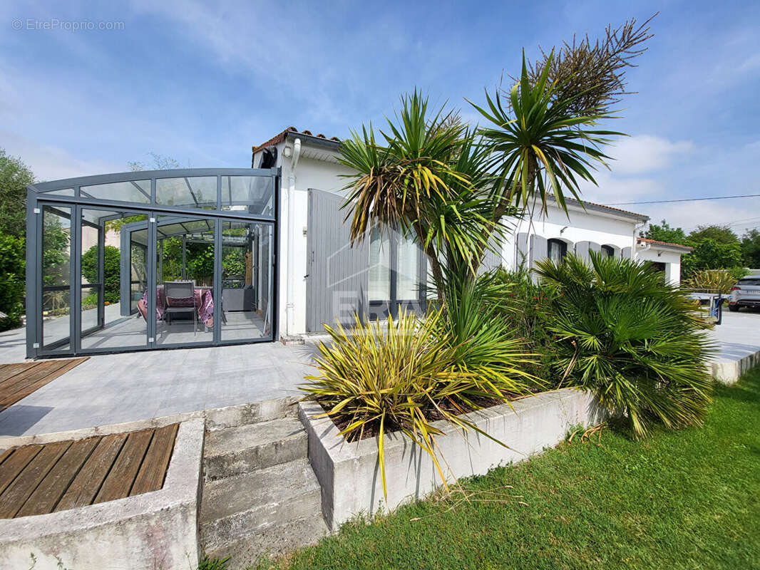 Maison à MESCHERS-SUR-GIRONDE