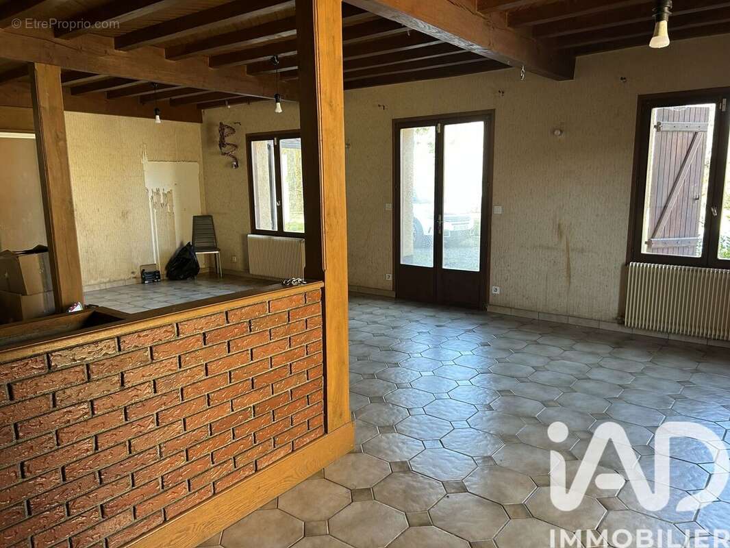 Maison 167 m² à Neuville  - photo 5
