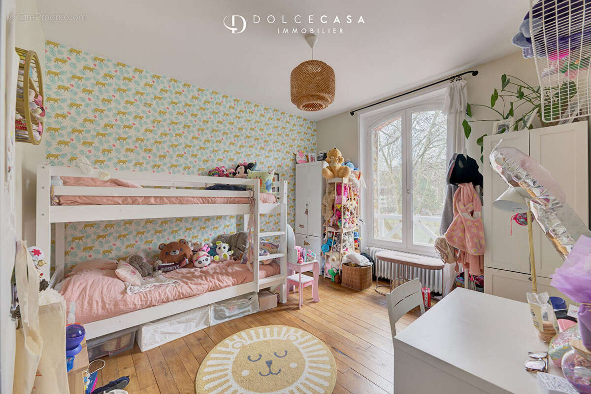 Maison à LE PERREUX-SUR-MARNE