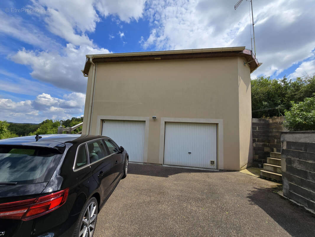 Maison à PAGNY-SUR-MOSELLE