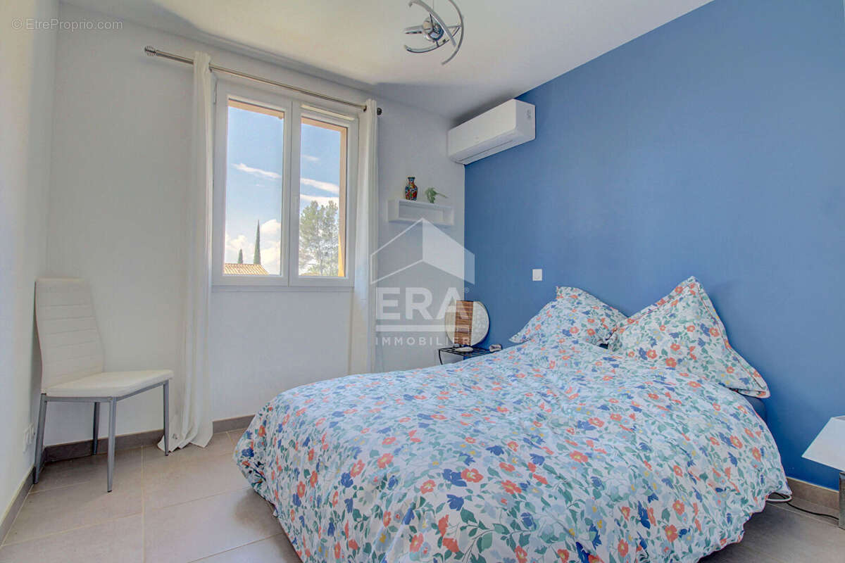 Maison à VILLELAURE