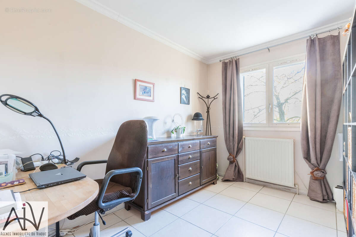 Maison à SAVIGNY-SUR-ORGE