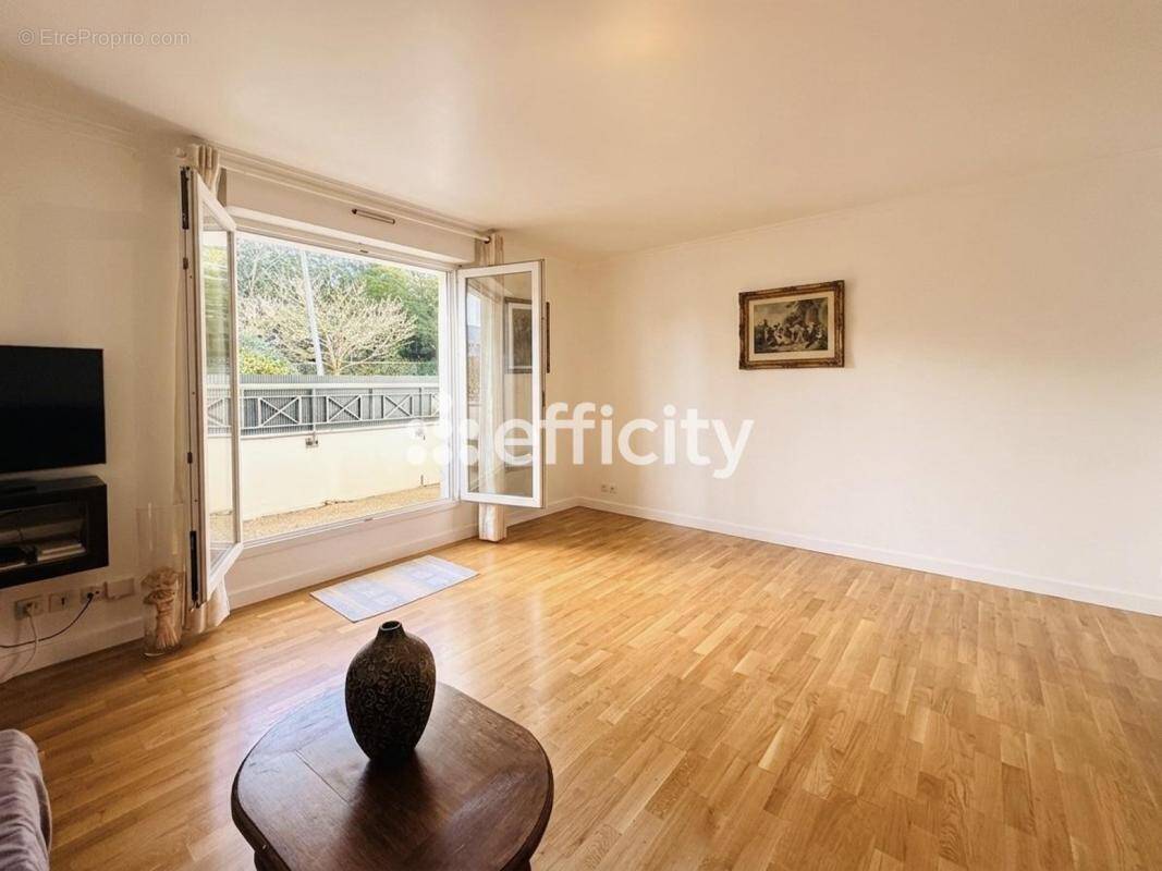 Appartement à CHATILLON